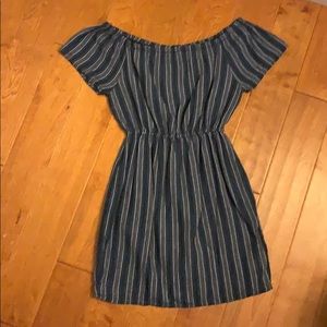 Universal thread dress size M